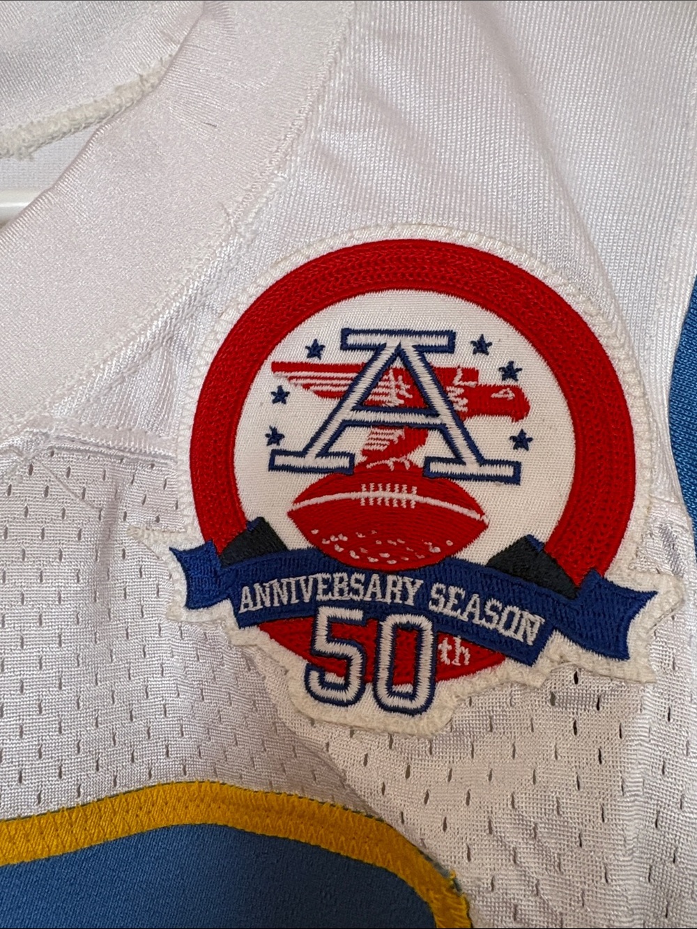 Reebok White & Powder Blue San Diego Tin Dwight Chargers #85 Jersey - Picture 2 of 5